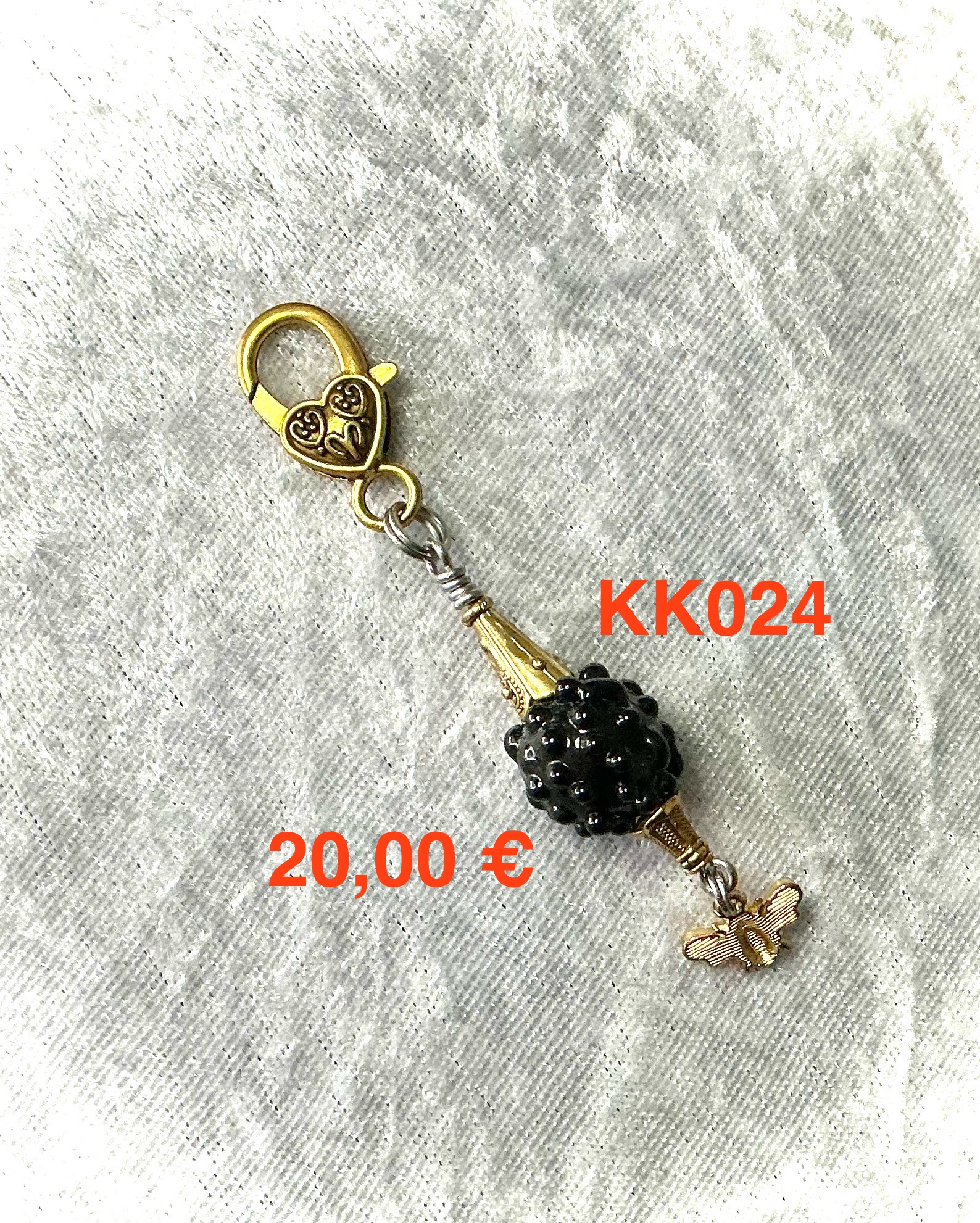 IMG_1880 Käsilaukkukoru