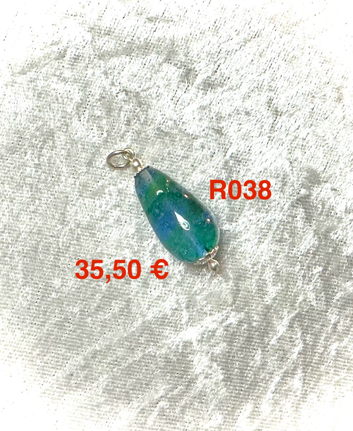 IMG_1934 Lasihelmiriipus