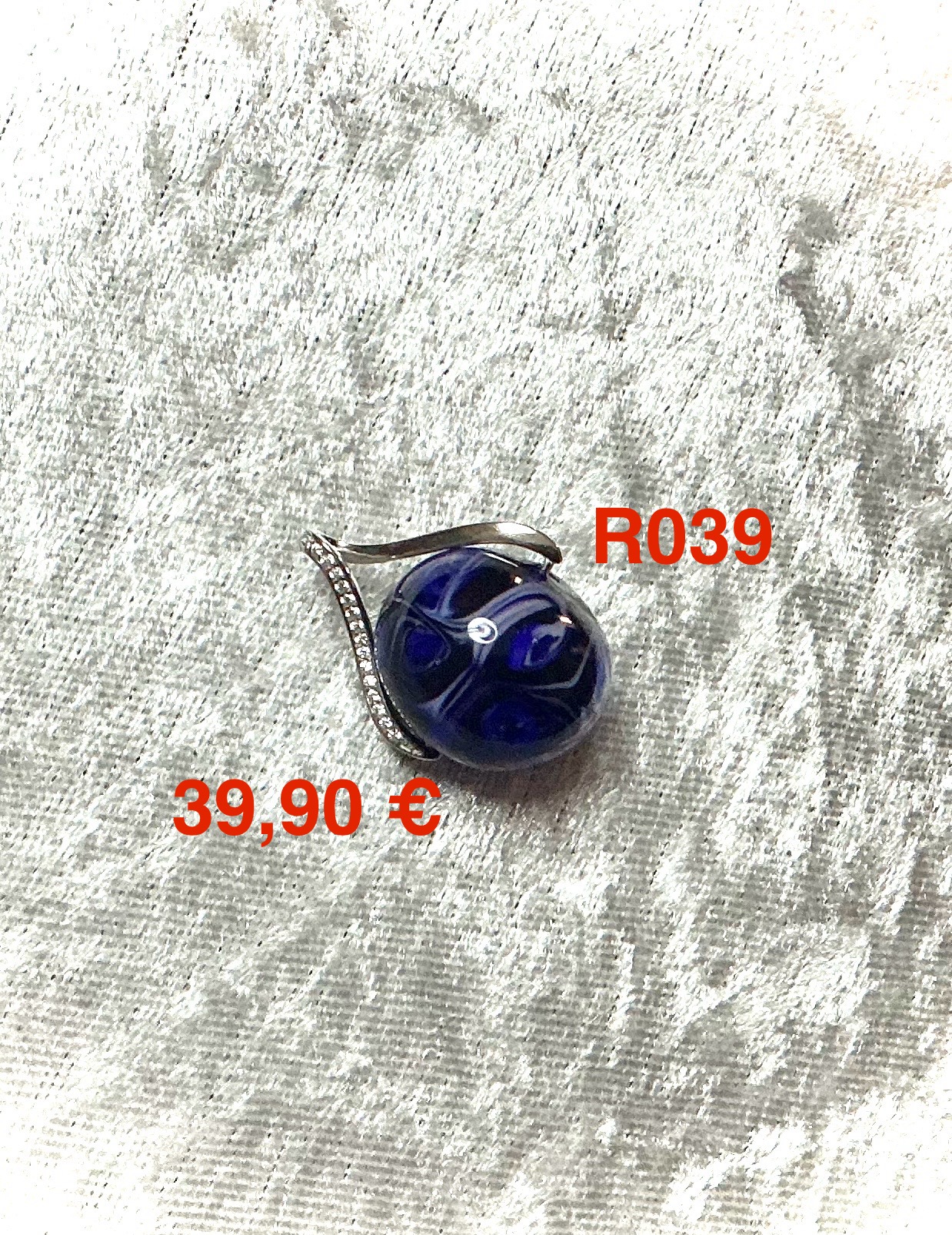 IMG_1935 Lasihelmiriipus