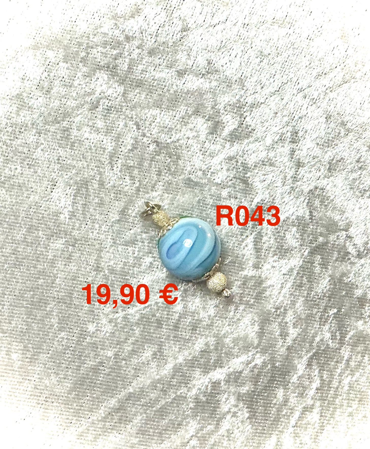 IMG_1939 Lasihelmiriipus